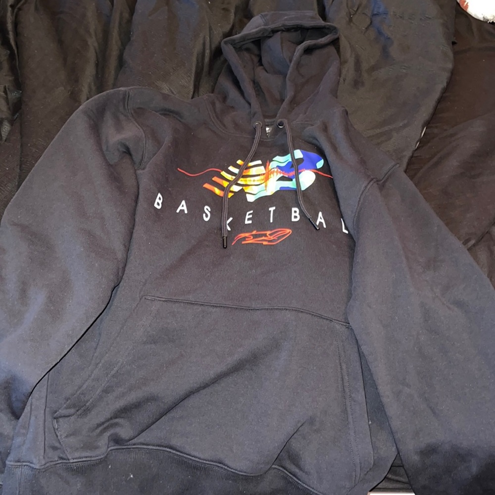 New balance men’s small hoodie